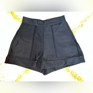 XS high waisted shorts with pockets
